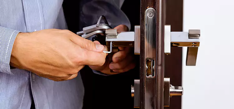 Commercial Door Lock Repair North Amityville