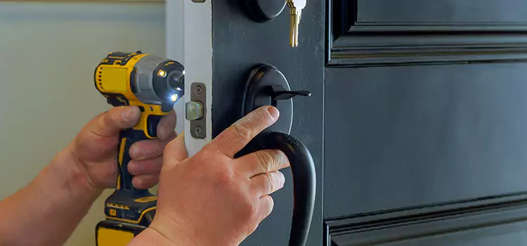 Mobile Automotive Locksmith North Amityville
